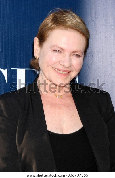 dianne wiest feet 5