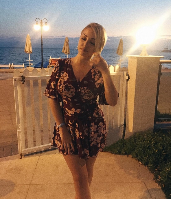 dilara ece celik feet 2