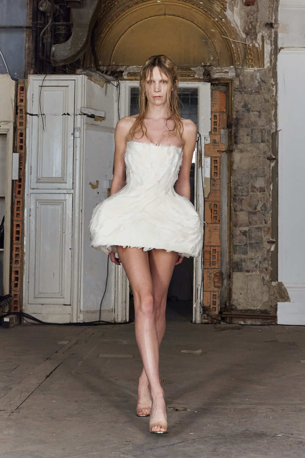 dilara findikoglu feet 2