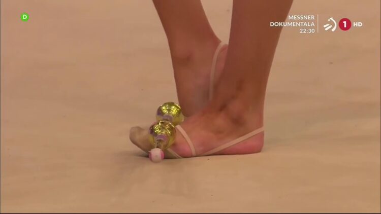dina averina feet 2