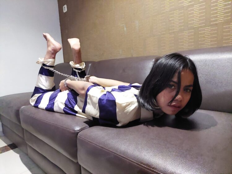 dinda rezki feet scaled