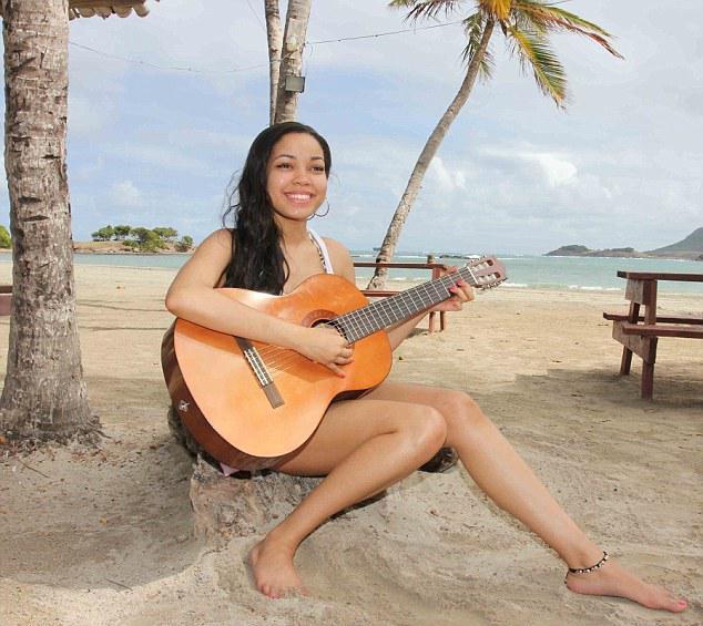 dionne bromfield feet 5