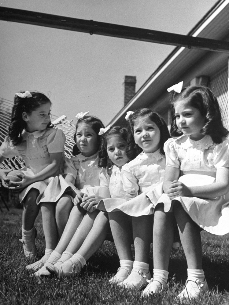 dionne quintuplets feet 5