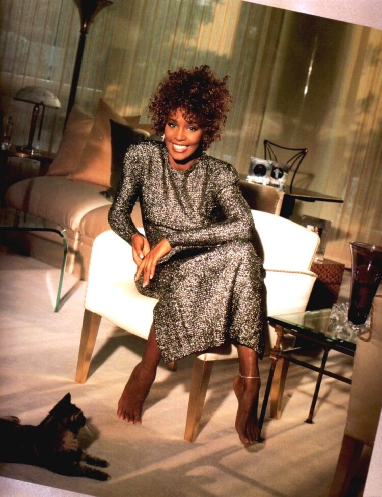 dionne warwick feet 3