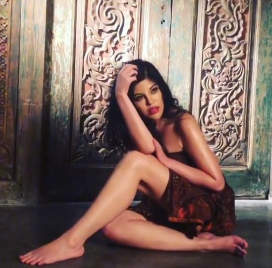 dita soedarjo feet 4