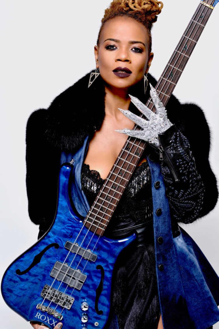 divinity roxx feet 6