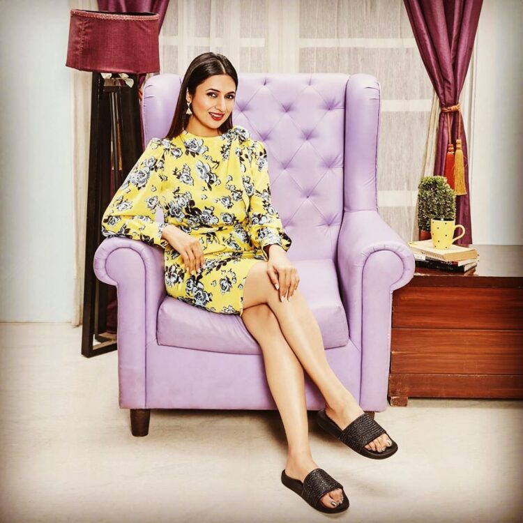 divyanka tripathi feet 6
