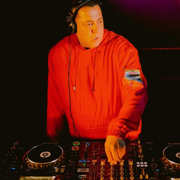 dj semtex feet 1