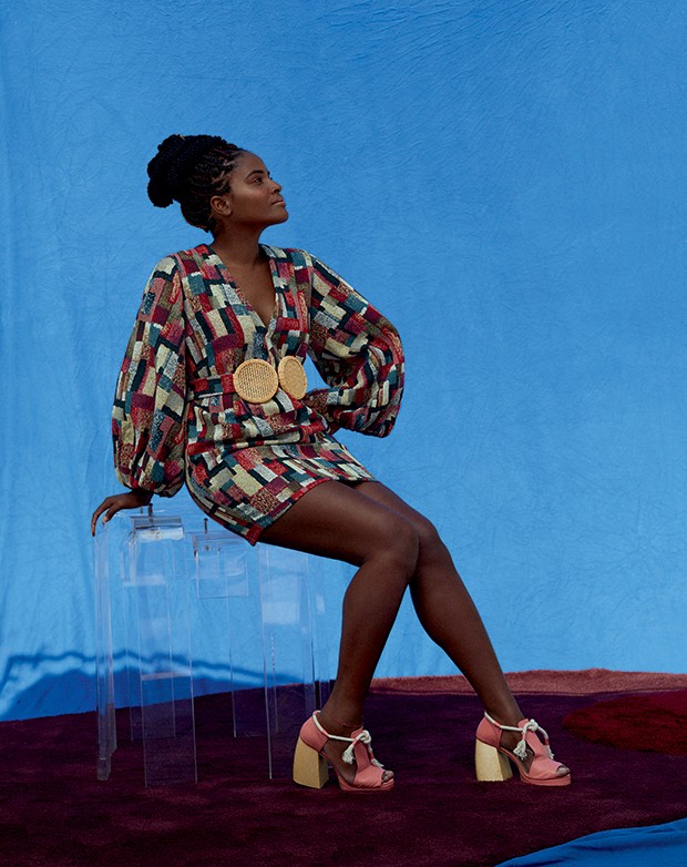 djamila ribeiro feet 2