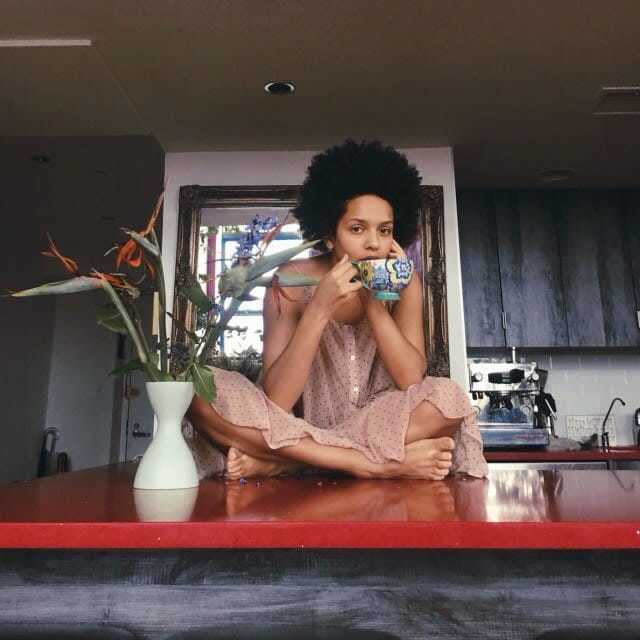 djouliet amara feet 4