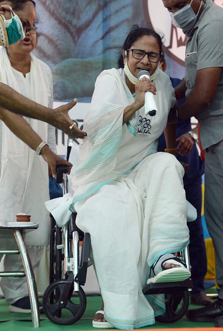 dola banerjee feet 3 scaled