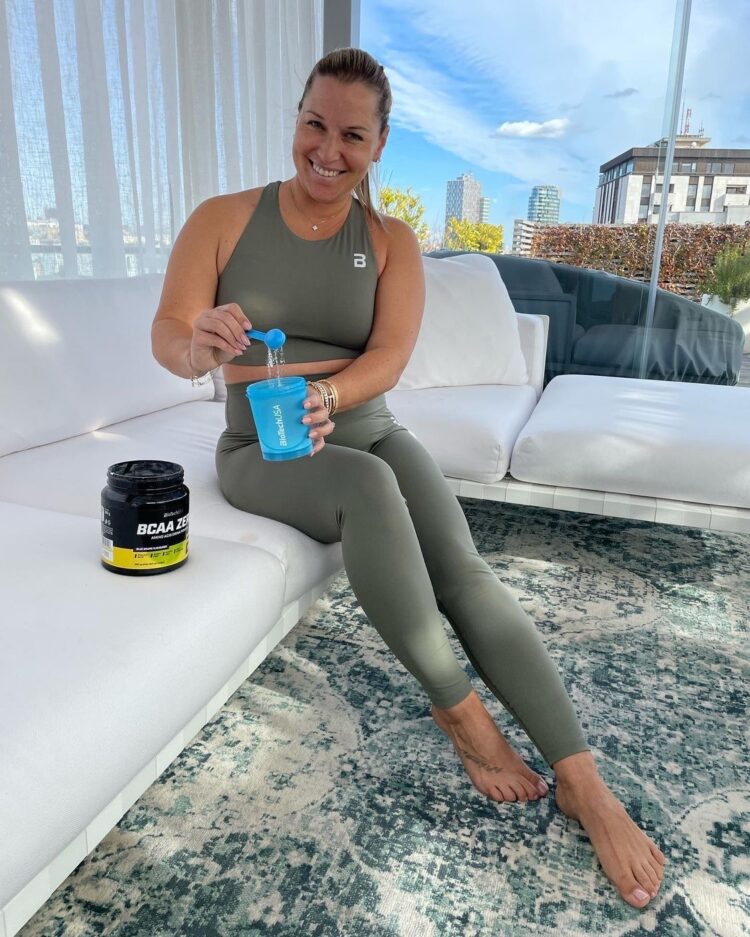 dominika cibulkova feet 4