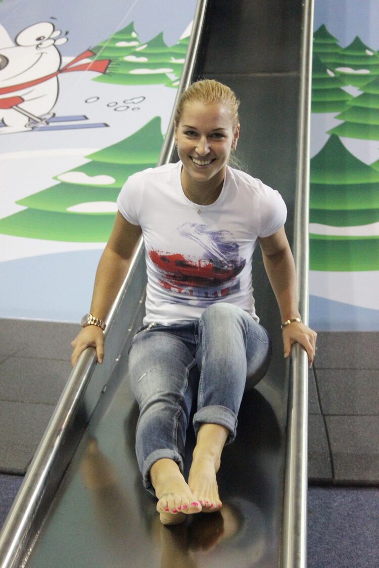 dominika cibulkova feet 5