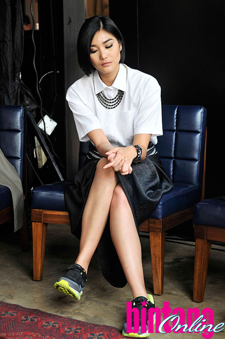 dominique diyose feet 6