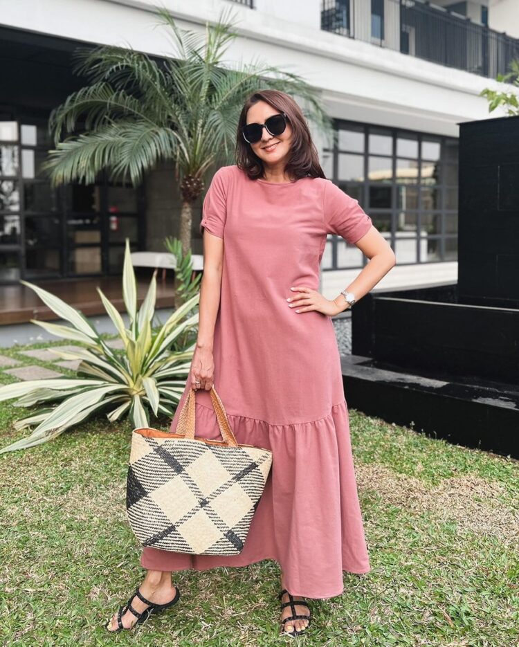 donna agnesia feet 6