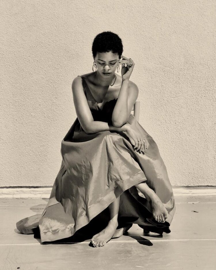 donna roberts feet 3