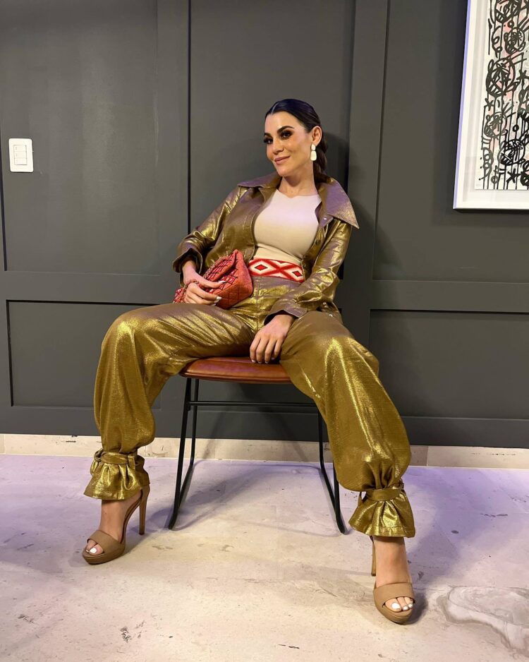 donna zaragoza feet 3