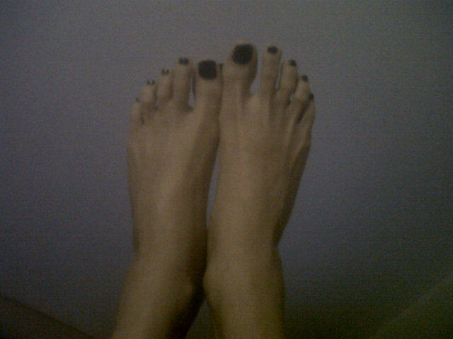 dora mazzone feet 3