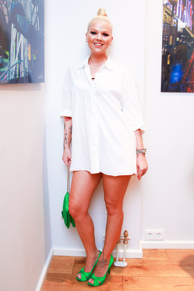 doreen steinert feet 1