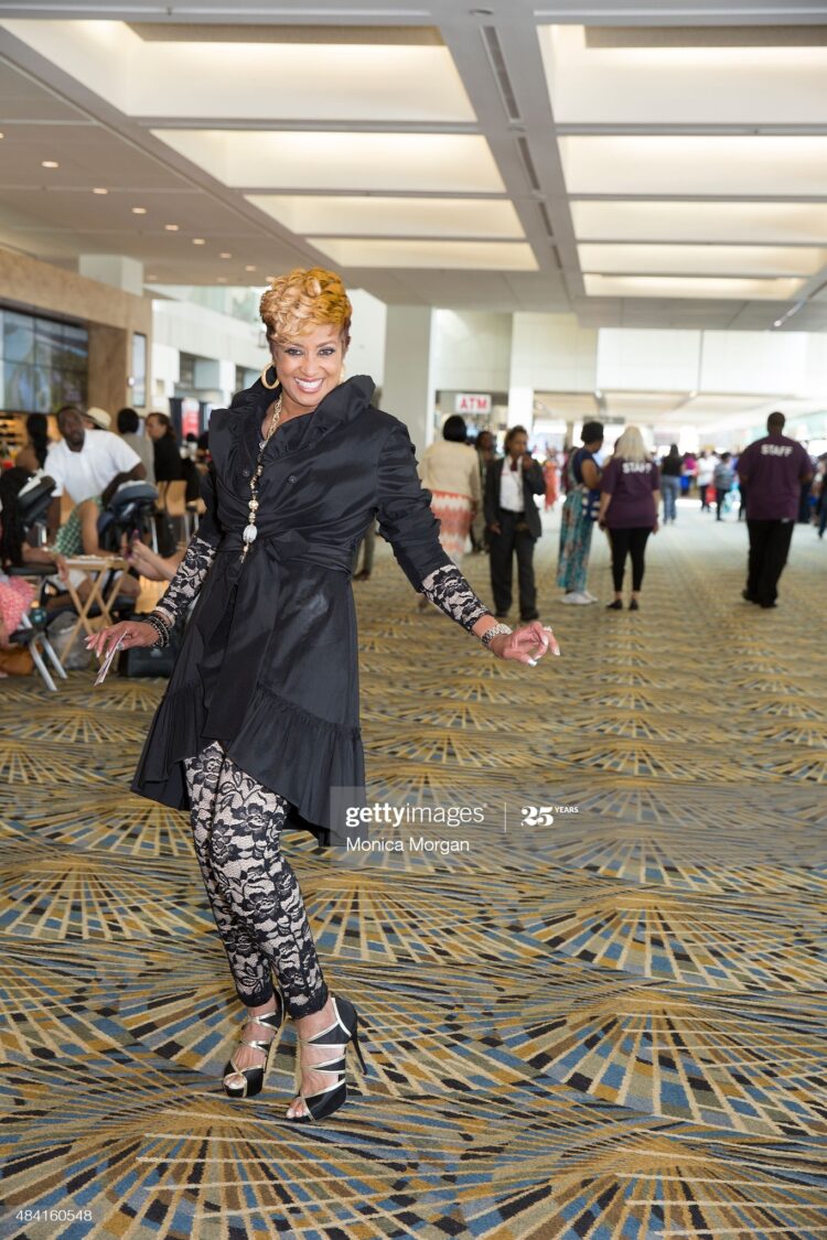 dorinda clark cole feet 2