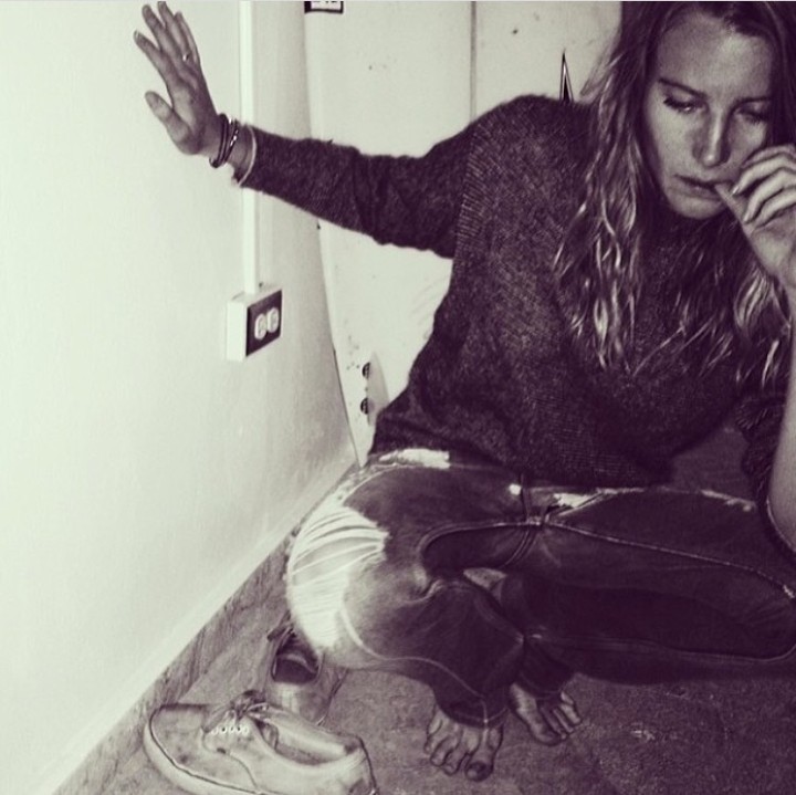 dree hemingway feet 4