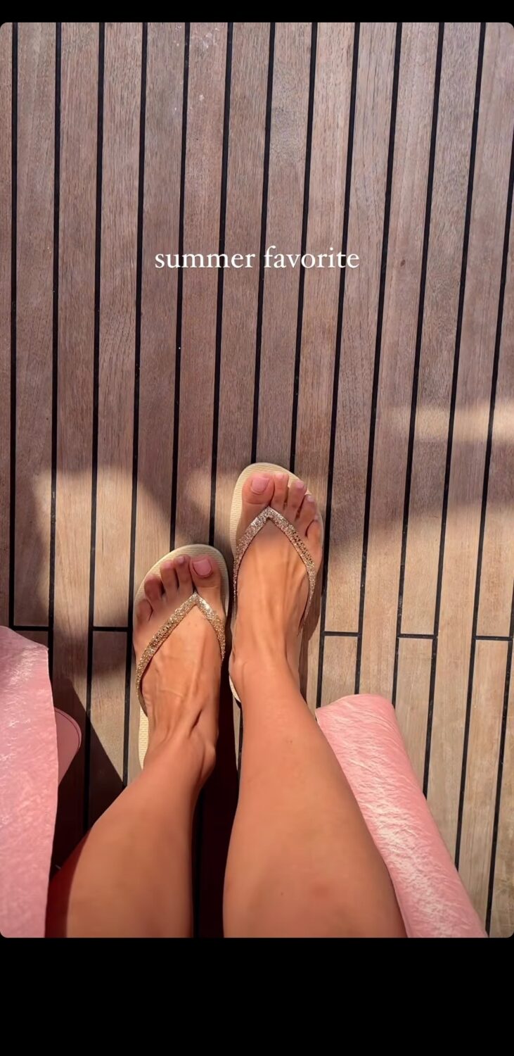 dunja jovanic feet 2