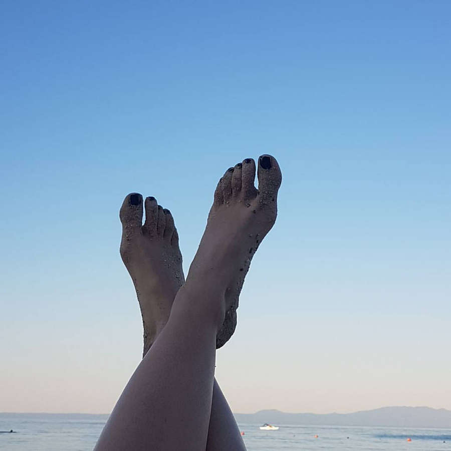 dusica jakovljevic feet 5