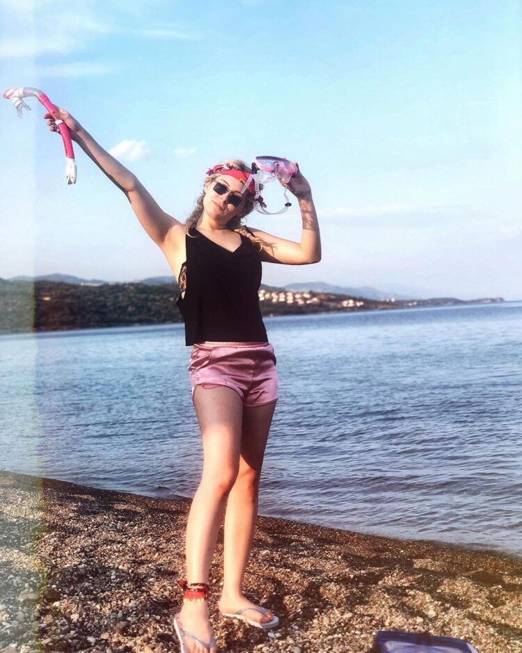 duygu koseoglu feet 2