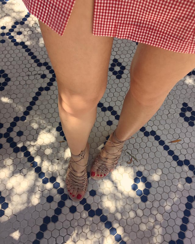 duygu ozaslan feet 2