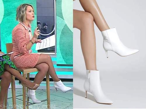 dylan chloe dash feet 5