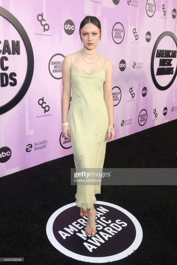 dylan troesken feet 3