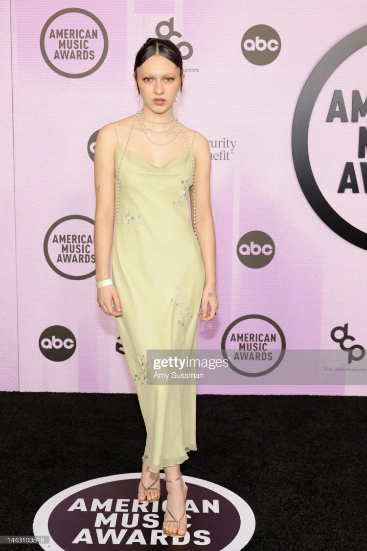 dylan troesken feet 4