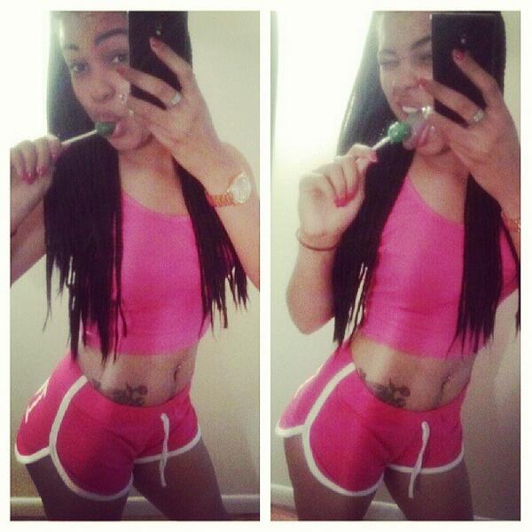 dyrana mcintosh feet 2