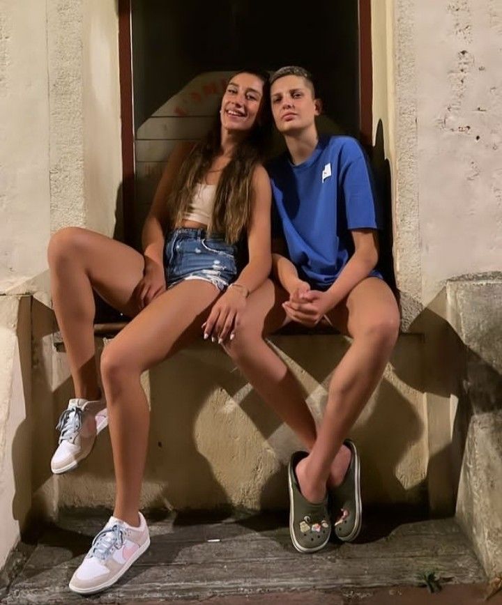 ebrar karakurt feet 3