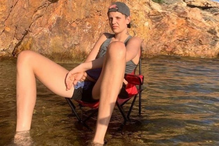 ebrar karakurt feet 6