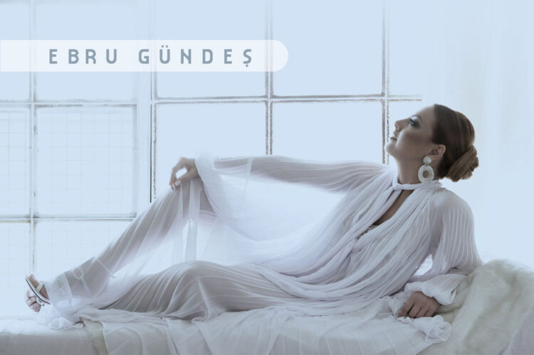 ebru gundes feet 6
