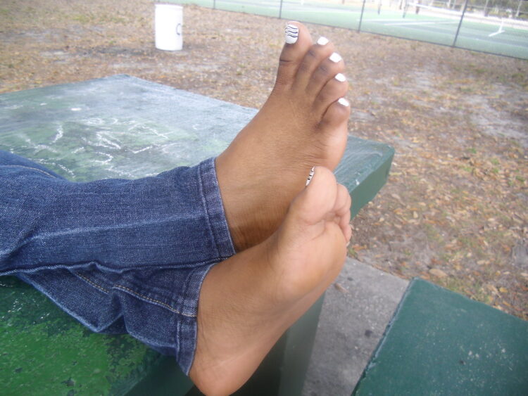 ebziie feet 4