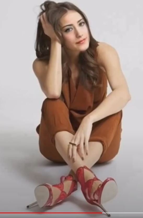 eda ozerkan acar feet 5