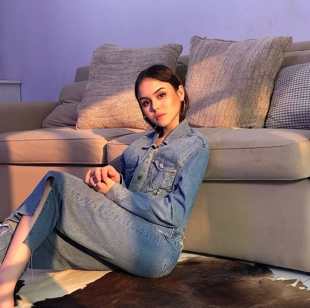 edelenyi laura feet 3