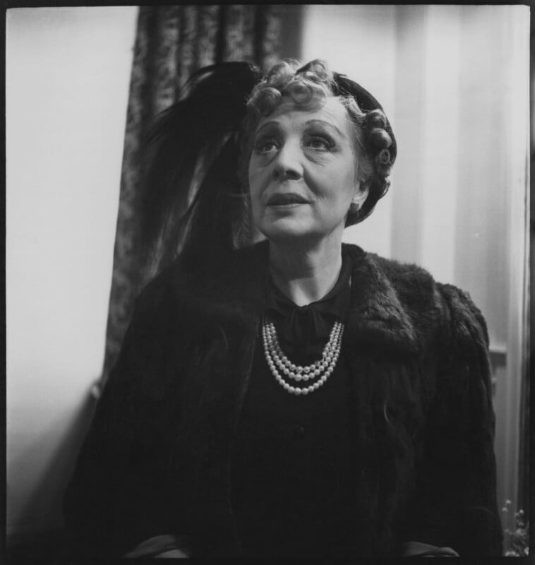 edith evans feet 1