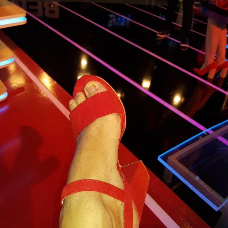 edith hermida feet 5