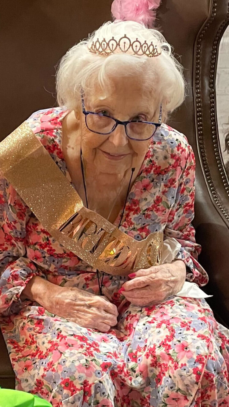 edna parker feet 4 scaled