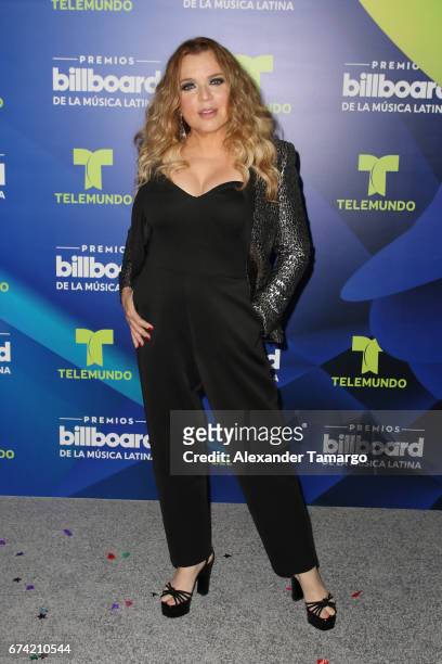 ednita nazario feet 6