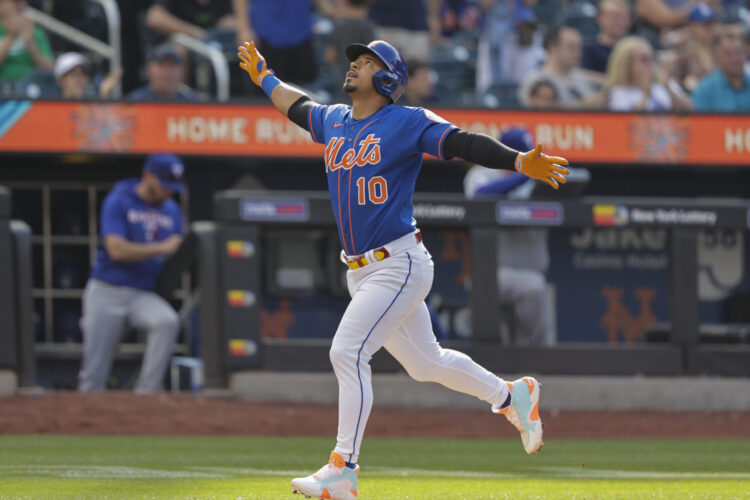 eduardo escobar feet 6 scaled