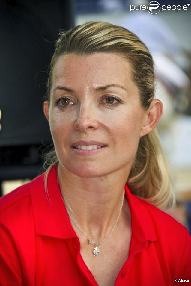 edwina tops alexander feet 4