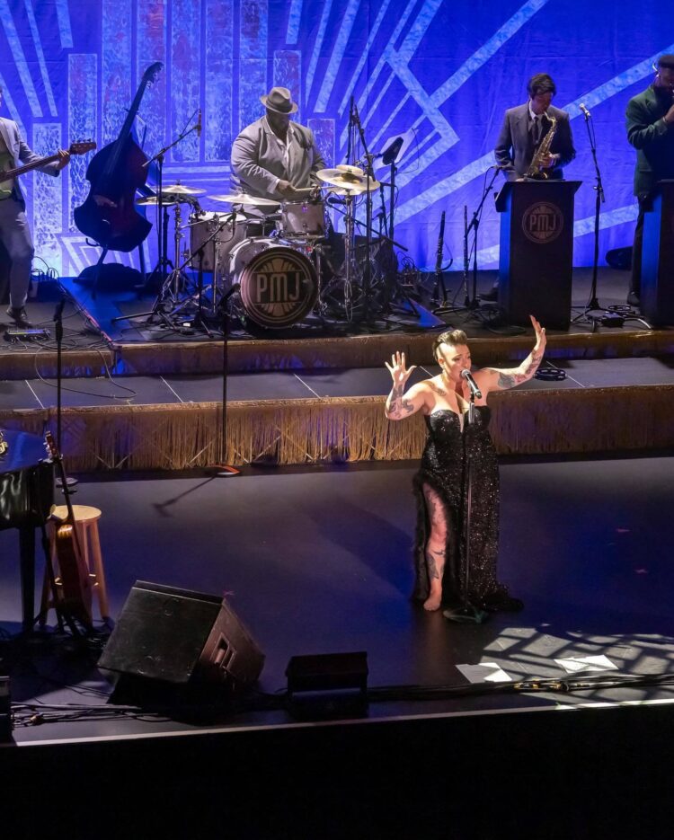 effie passero feet 6