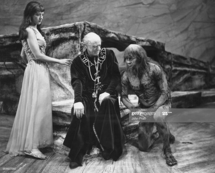 eileen atkins feet 2