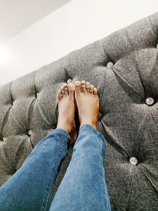 eileen cai feet