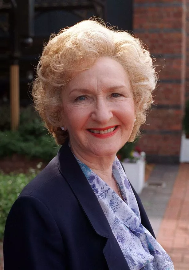 eileen derbyshire feet 5