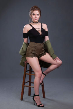 eileen gonzales feet